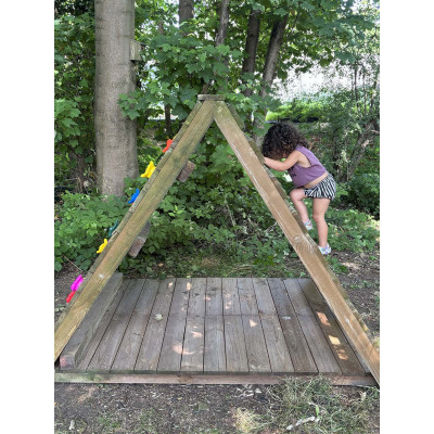 Mini mur d'escalade en bois