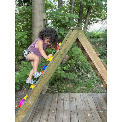 Mini mur d'escalade en bois