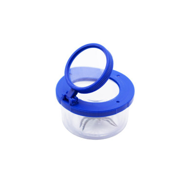 Boîte rétractable avec loupe