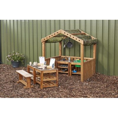 Abri d'Imagination infini en bois
